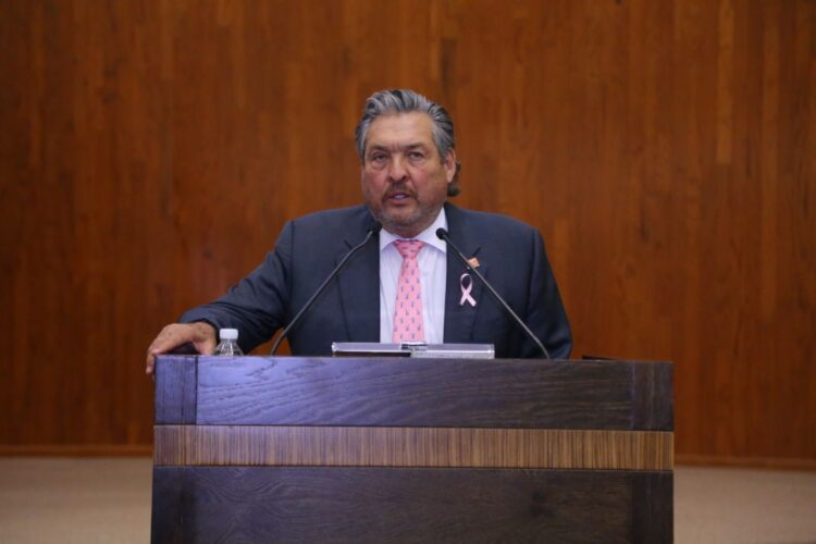 Presenta Diputado punto de acuerdo para que implementen programas de detección oportuna del cáncer de mama