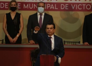 Protesta Lalo Gattás como Alcalde de Victoria