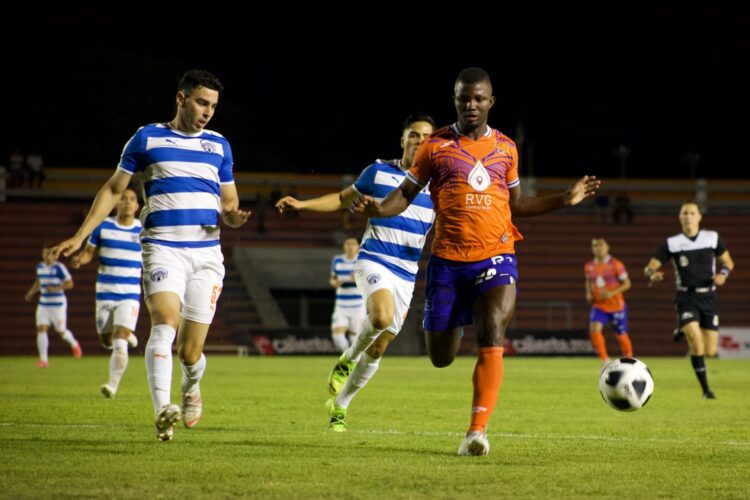 Pega Correcaminos y vence a Rayados