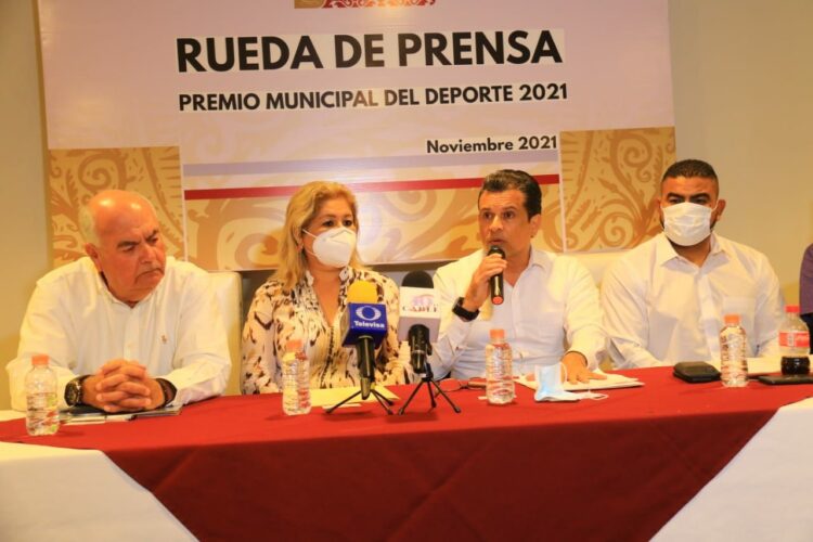 Invita Lalo Gattás a deportistas a participar en Premio Municipal del Deporte 2021