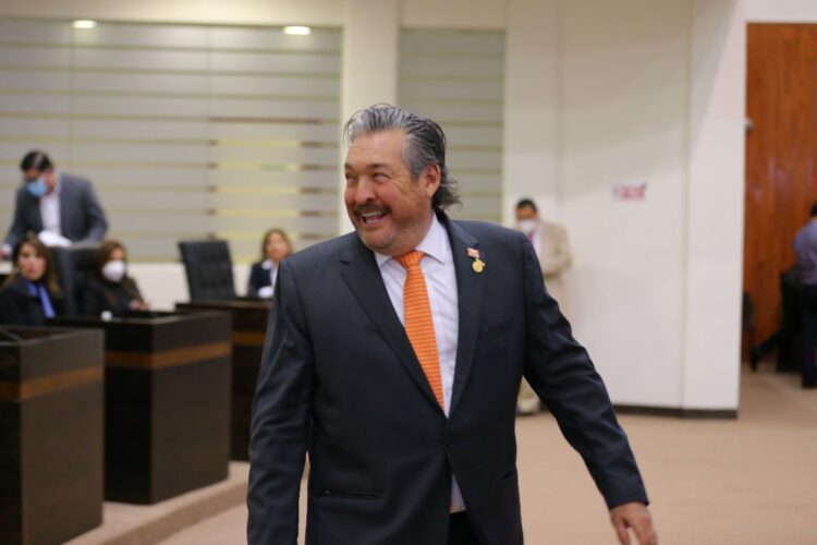 Presenta Gustavo Cárdenas iniciativa para reformar la comisión de comunicaciones y transportes
