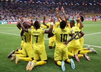 Ecuador acaba con la historia y gana el partido inaugural