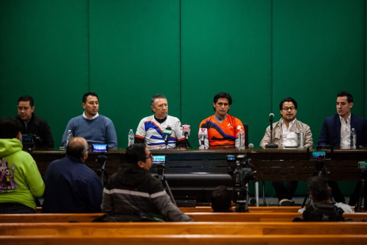 Presenta Correcaminos a su Cuerpo Técnico