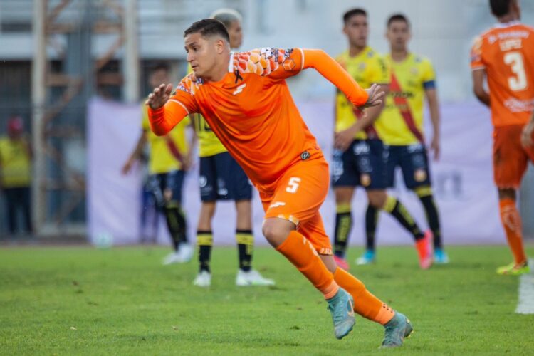 Dividen puntos Correcaminos y Morelia