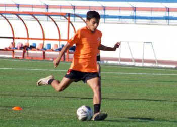 Tenemos que sacar los tres puntos: Christian Hernández 