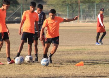 Vamos por la victoria a Gallos: Héctor García