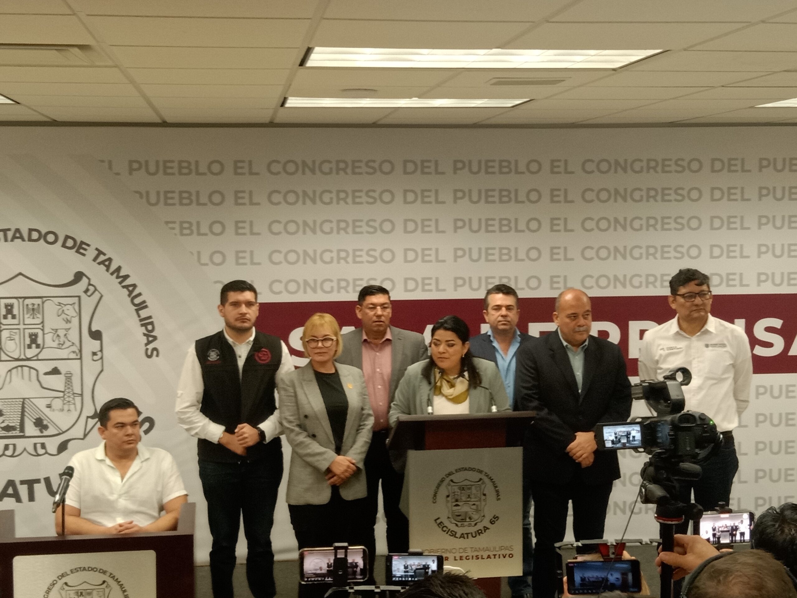 Solicitan suspención a juez que amparó a Cabeza de Vaca