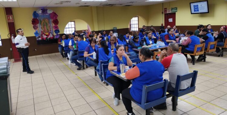 Guardia Estatal de Género realiza brigada por Día Naranja en maquiladora