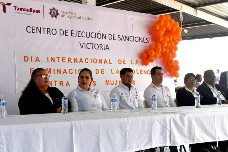Mujeres del CEDES Victoria participan en actividades alusivas al “Día Naranja”