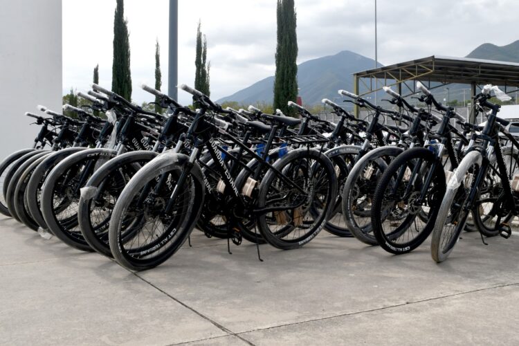 Crece agrupamiento ciclista de la Guardia Estatal con 50 bicicletas nuevas
