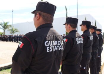 Recibe personal operativo de la SSPT primera asignación de aumento salarial