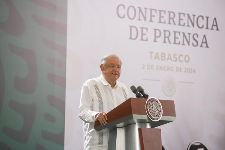 Incrementa pensión para adultos mayores