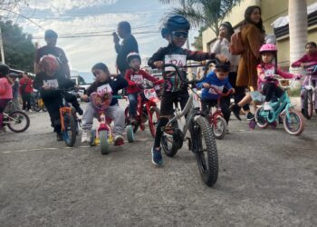 Realizan carrera infantil en Victoria