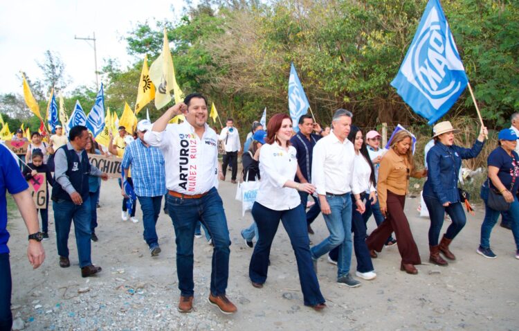 Juntos vamos a sacar a ciudad Madero del abandono en que se encuentra, asegura Arturo Núñez Ruíz
