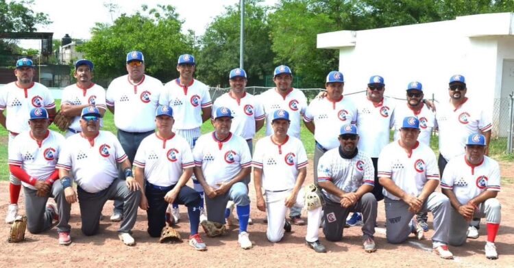 Coco Coronado derrota a Ulibarri con blanqueada