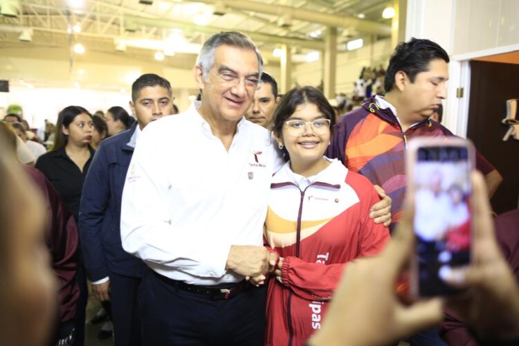 Gestiona Américo recursos para reparar infraestructura dañada por «Alberto»