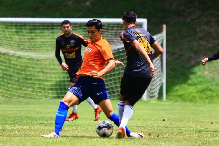 Cumple Correcaminos con duelo de pretemporada ante Leones Negros