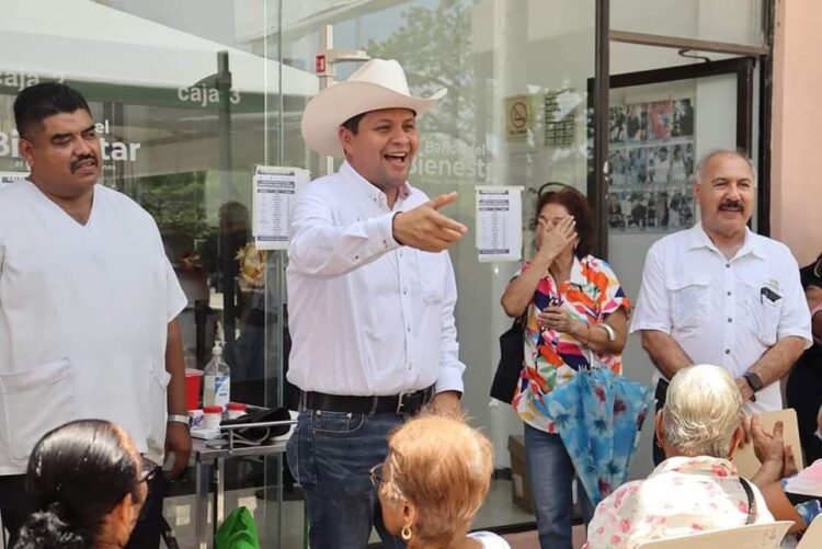 Los fines de semana también se pagan los programas sociales 
