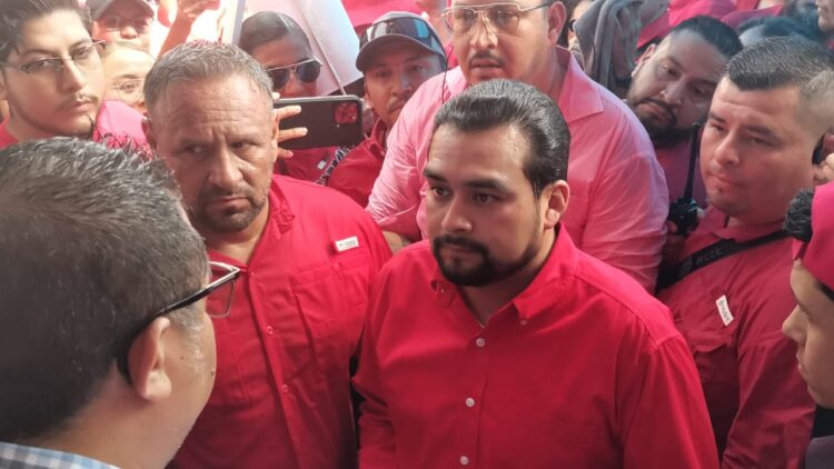 Se registra Jorge González Ortiz por la Secretaría General del SNTSS