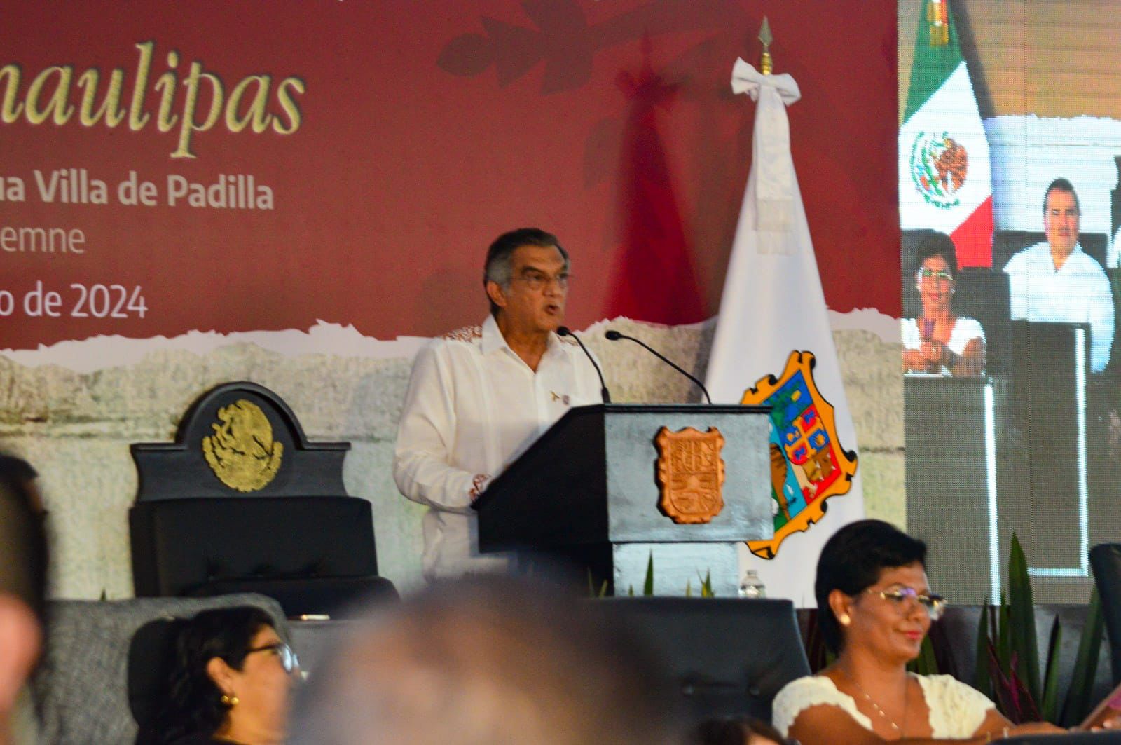 Reconoce gobernador a las y los habitantes de Padilla por su aportación al desarrollo de Tamaulipas