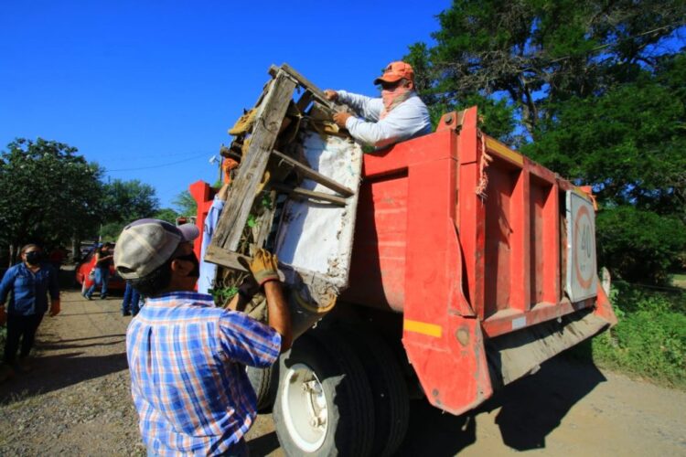 Victoria recolecta hasta 20 toneladas diarias de descacharre