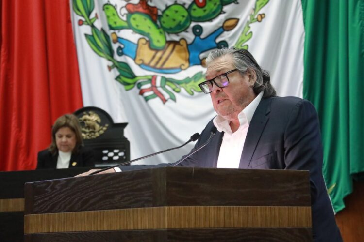Pide Gustavo Cárdenas piso parejo en distribución de curules