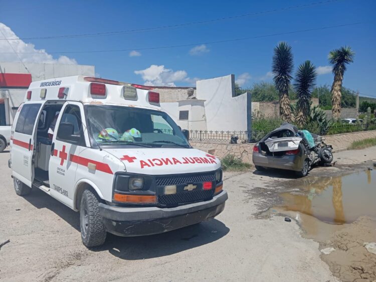 Circulación cerrada en carril de norte a sur en Carretera Federal 101 por accidente vial