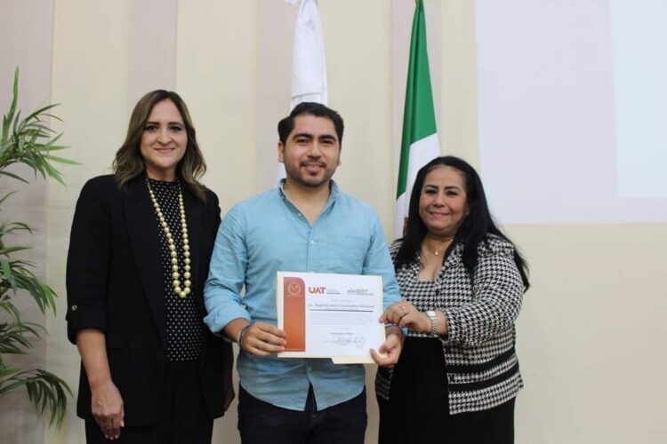 Participa Angel Covarrubias en el simposio de la Facultad de Derecho y Ciencias Sociales Tampico 