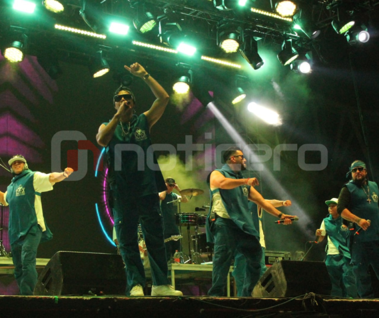 Tamaulipecos bailaron y cantaron al ritmo de Kumbia Kings