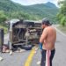 Vuelca repartidor de tortillas en carretera a Tula