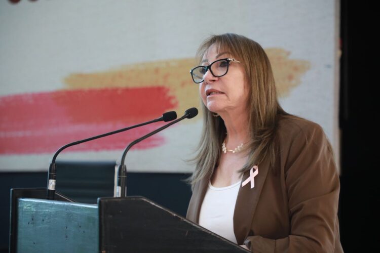 Diputada Blanca Anzaldúa en favor del fomento a costumbres y tradiciones mexicanas