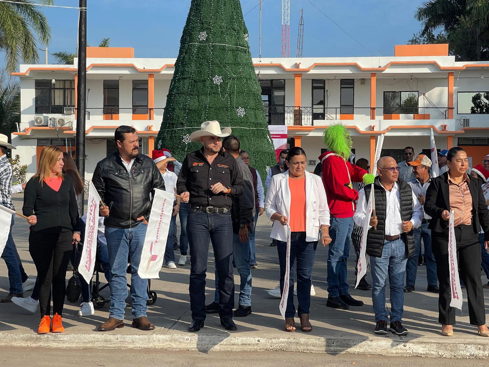 Inicia la campaña de navidad blanca 2024 en Padilla