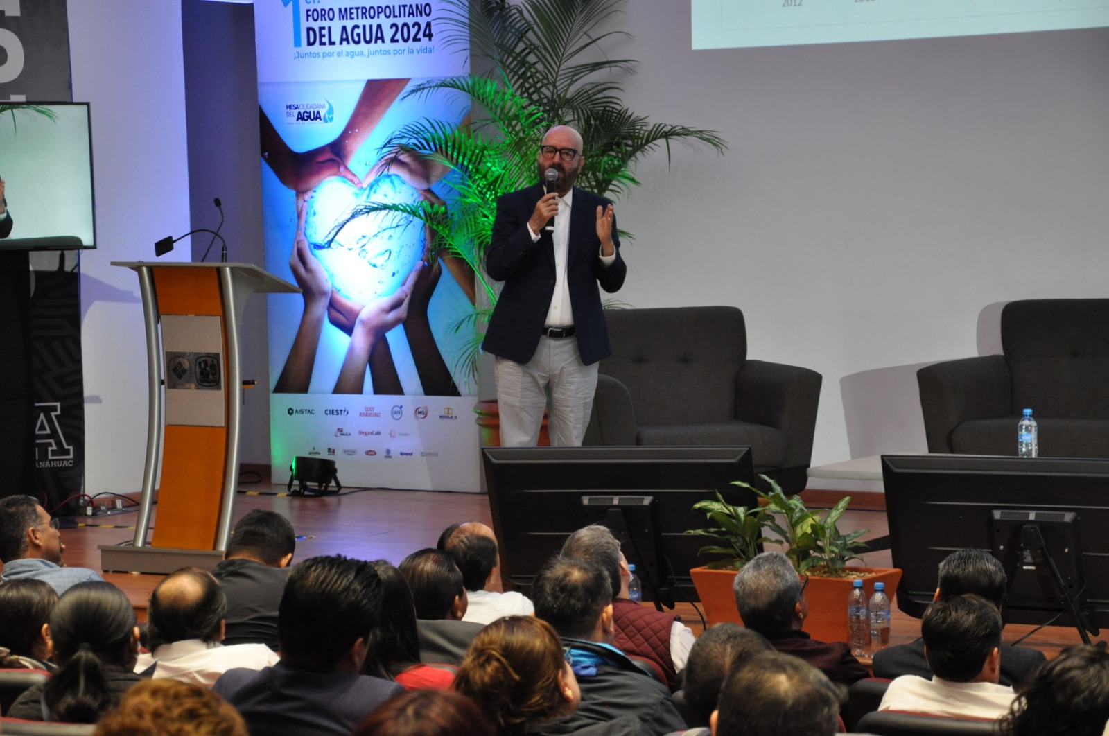 Participa secretario de Recursos Hidráulicos en 1er Foro Metropolitano del Agua 2024