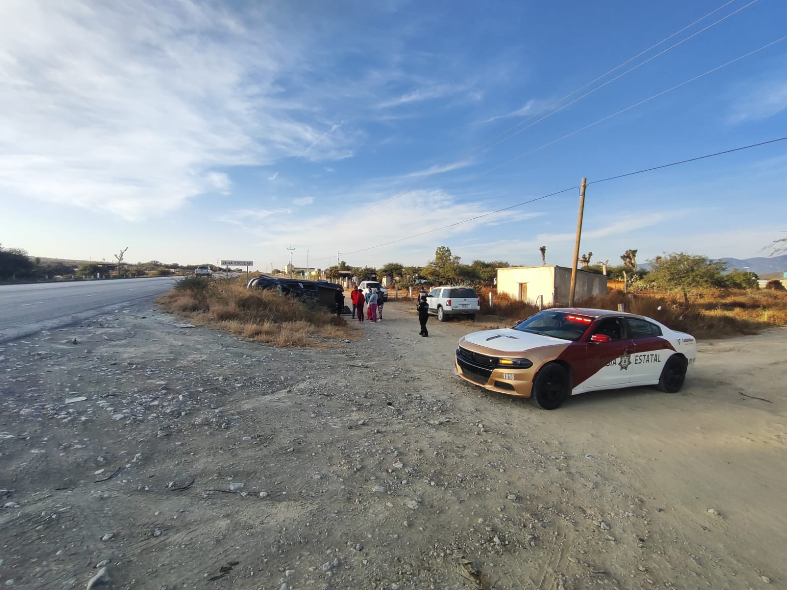 Atiende Guardia Estatal volcadura en Carretera Federal 101