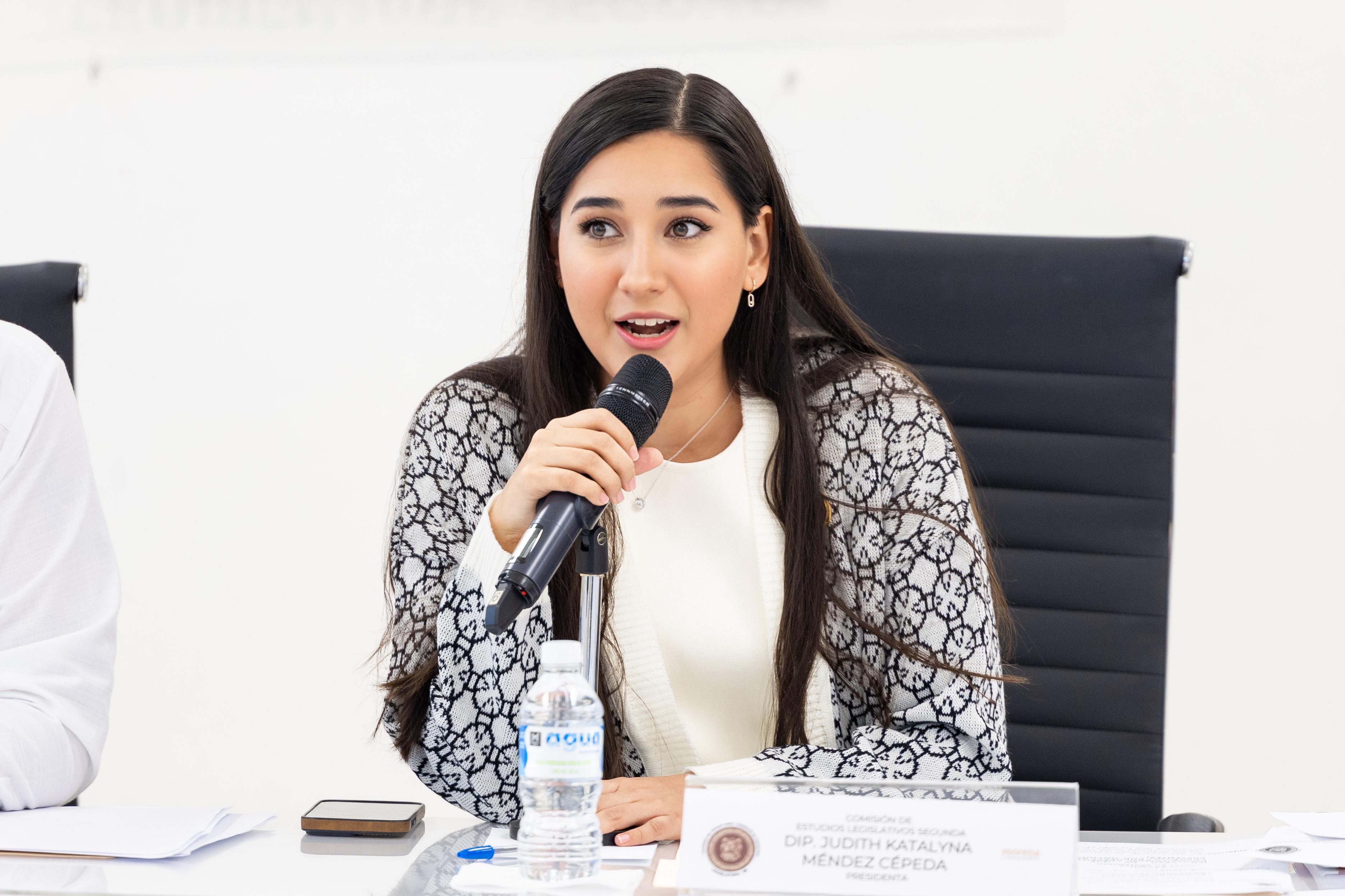 Diputada Katalyna va por la prohibición de corridas de toro en Tamaulipas