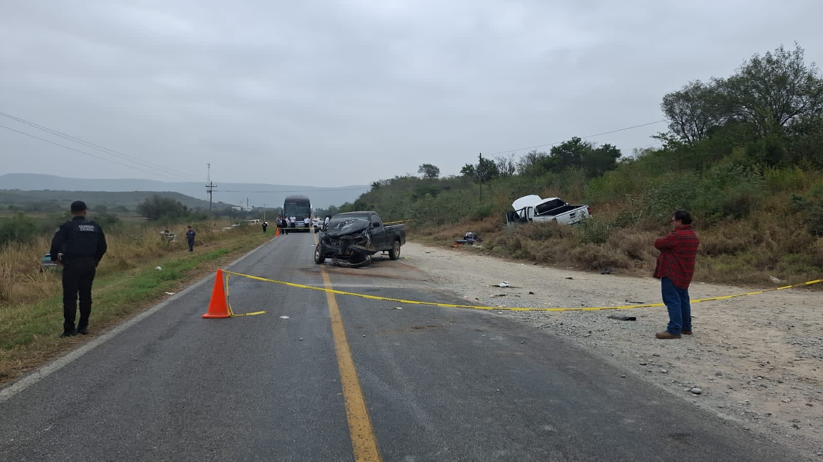 Circulación cerrada en ambos carriles de Carretera Federal 85 por accidente vial