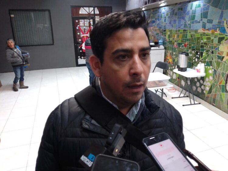 Siguen con rehabilitación vial en Las Brisas 