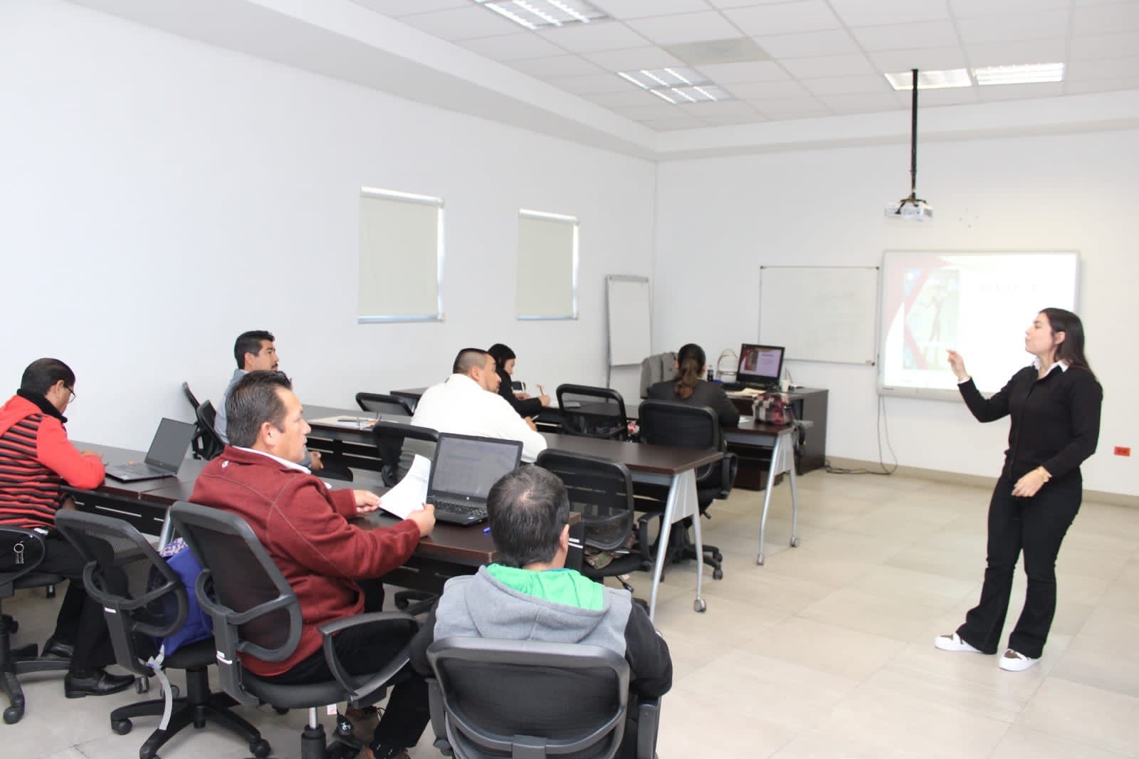 Capacitarán docentes del COBAT sobre el Marco Curricular Común de la Educación Media Superior