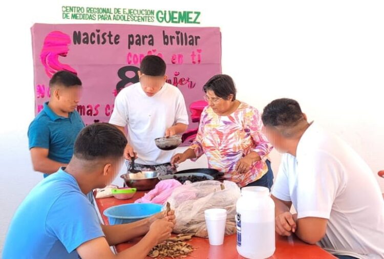 Imparten taller de cocina a adolescentes en conflicto con la Ley Penal en Güémez