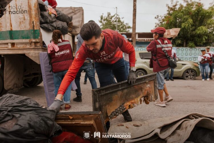 Colonia Insurgentes se beneficia con jornada permanente de descacharrización