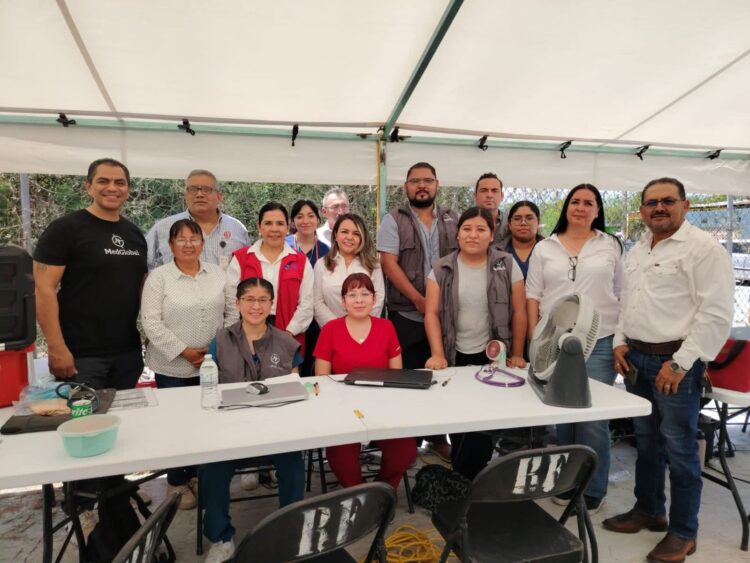 Realizó jornada médica Elvia Eguía en la colonia El Cambio