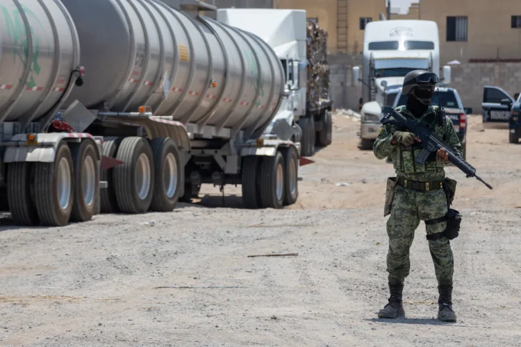 Histórico decomiso de combustible revela expansión del huachicoleo en Coahuila