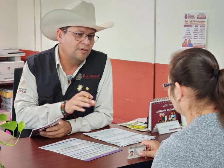 Recibe Delegado de Bienestar en Tamaulipas a cientos de mujeres que se integran al Programa Pensión Mujeres Bienestar