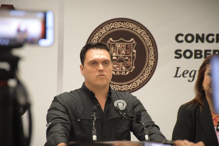 Congreso de Tamaulipas investigará nexos de Cabeza de Vaca con los Carmona