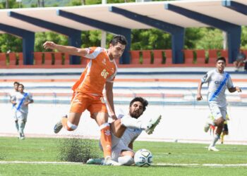 Gran triunfo de Corre Premier en casa