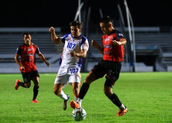 Correcaminos y Club Calor dividen puntos en el Lunes Premier
