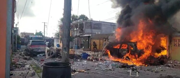 Fuerte explosión por acumulación de Gas en la Colonia Infonavit