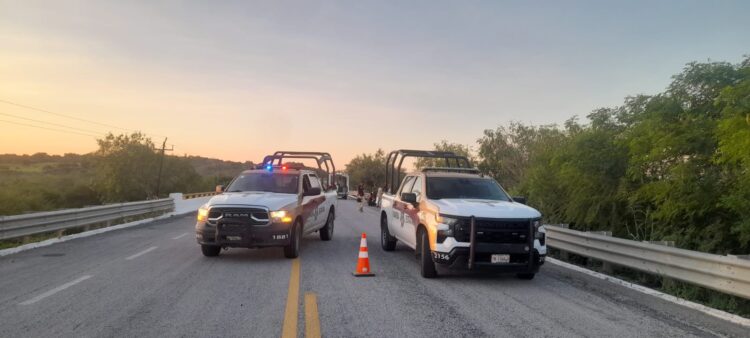 Circulación cerrada en carril de sur a norte de la Carretera Federal 180