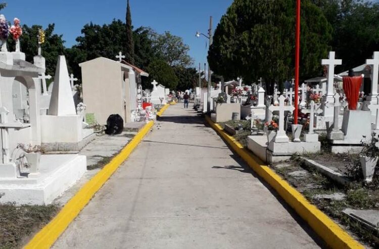 Alistan panteones y refuerzan recolección de basura previo al Día de Muertos