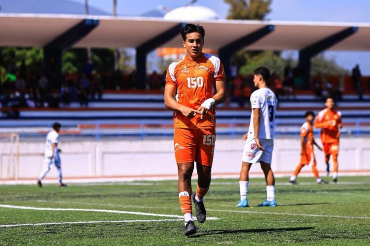 Vamos por los tres puntos ante Club Calor: Kevin Castro